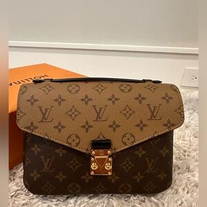 Louis Vuitton Pochette Metis Reverse Monogram Crossbody Bag